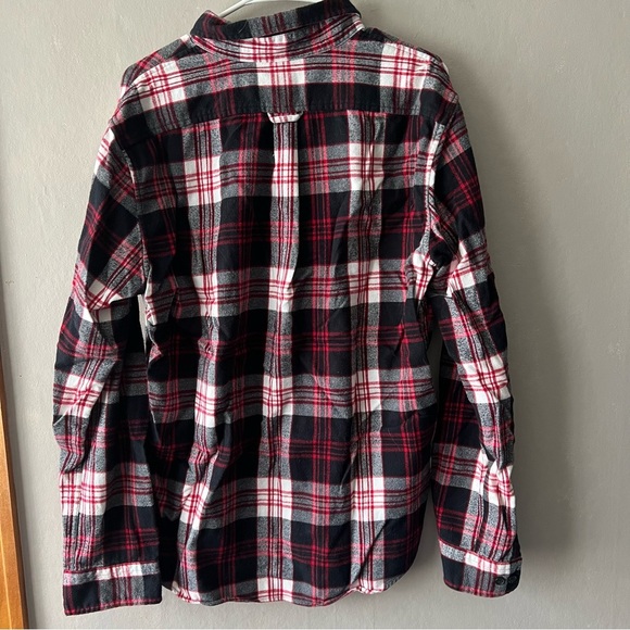 Land’s End Red and Black Flannel Button Up Size Large - Picture 4 of 6